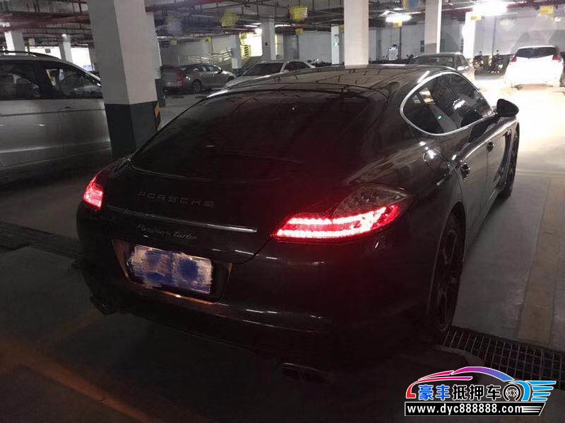 10年保时捷帕纳梅拉跑车 [已售]