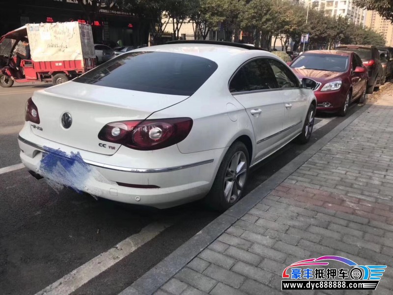 13年大众cc轿车 [已售]