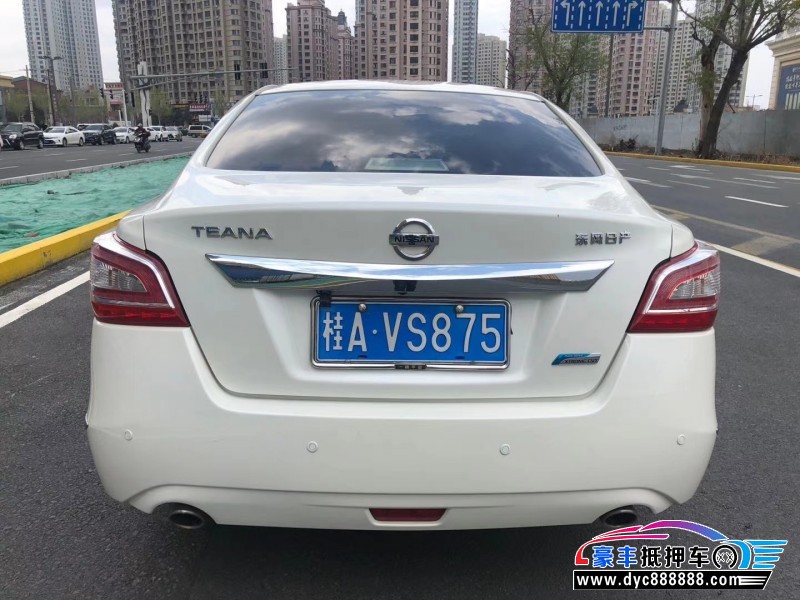 13年日产天籁轿车 [已售]