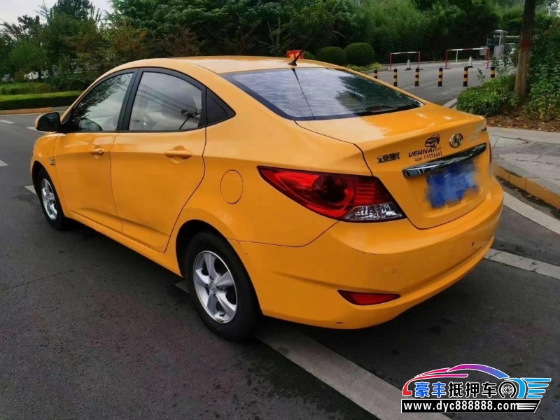 13年现代瑞纳轿车 [已售]