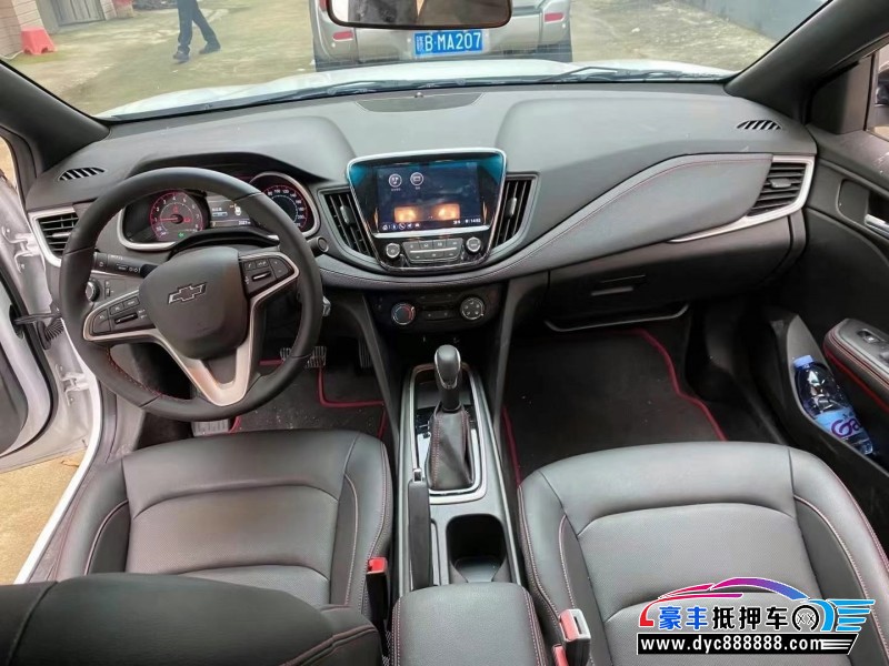 20 万 品牌:    科鲁兹 车辆编号: hf-355728         发布时间: 2021