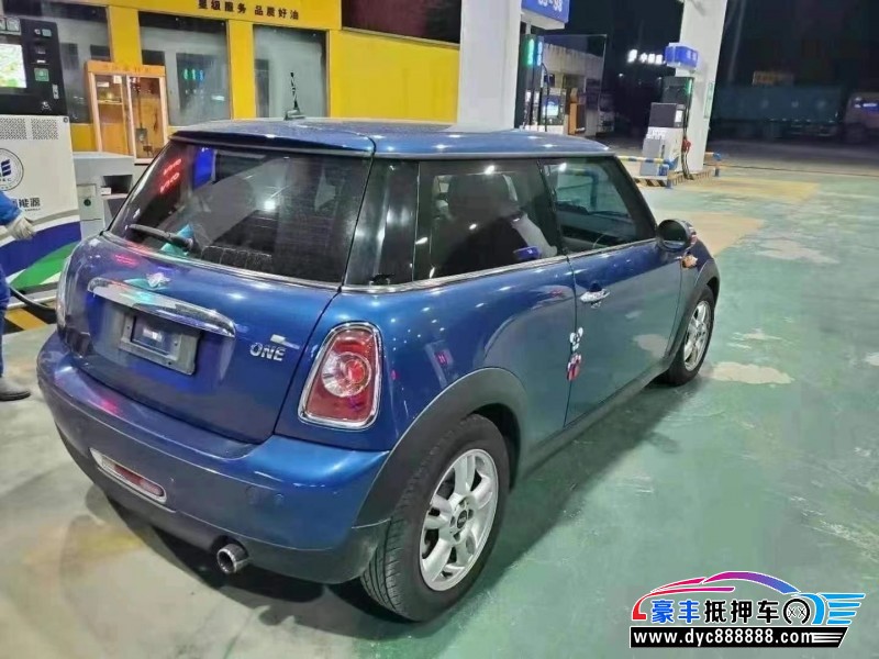 13年宝马minisuv [已售]