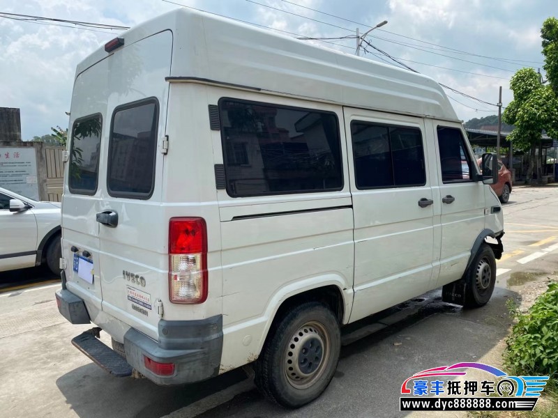 18年依维柯iveco visionmpv抵押车出售