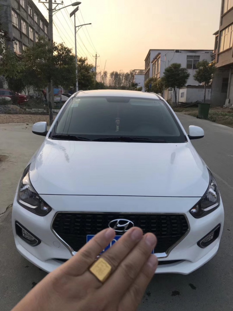 18年现代 瑞纳 小型车 [在售]