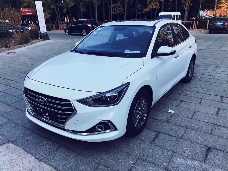 18年现代 悦动 中型车 [在售]