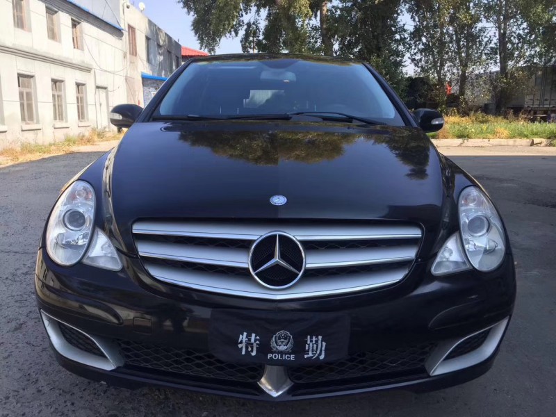 07年奔驰r级小型车已售