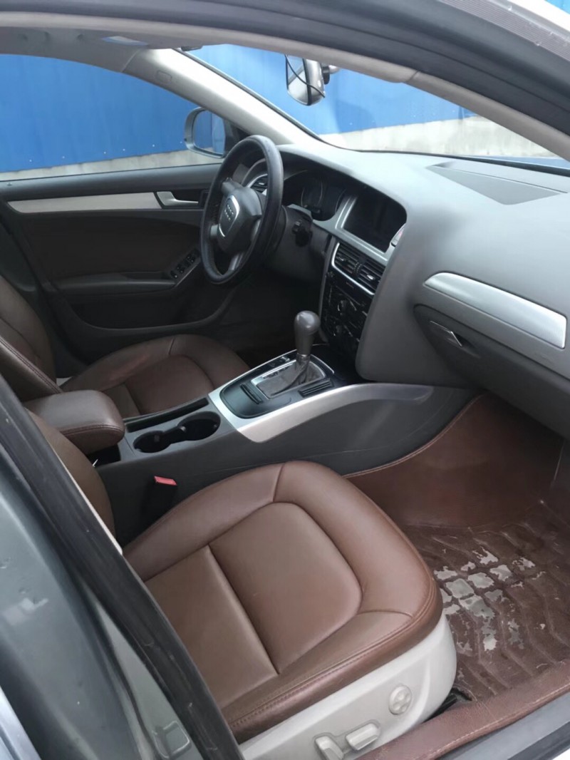 09年奥迪a4中型车已售