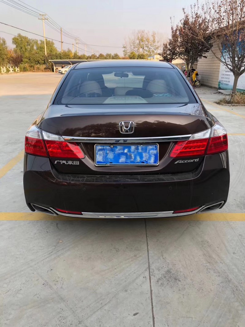 14年本田雅阁中型车 [已售]