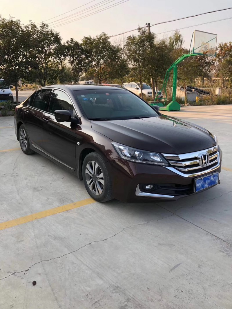 14年本田雅阁中型车 [已售]