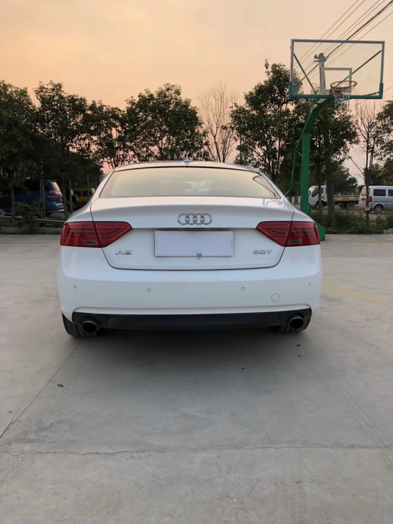 12年奥迪a5豪华车 [已售]