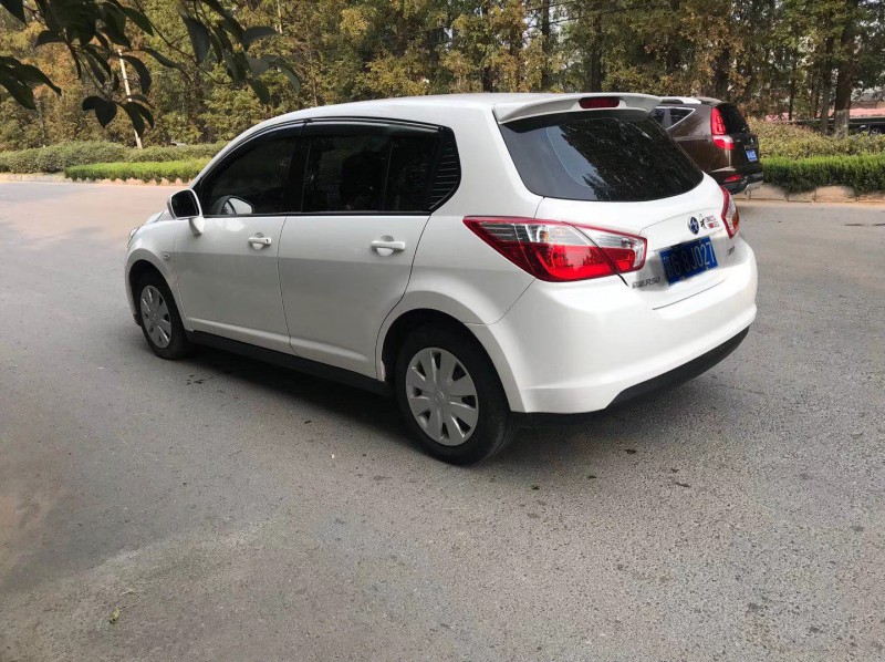 16年启辰r50中大型车 [已售]