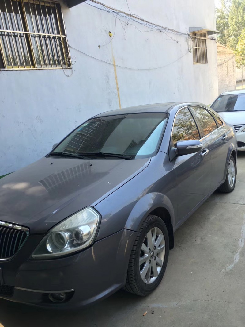 10年别克凯越小型车 [已售]