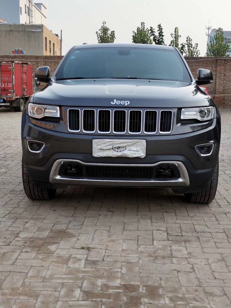 16年jeep大切诺基豪华车 [已售]