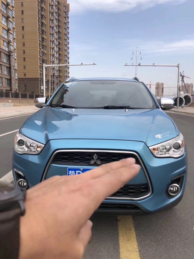 15年三菱劲炫中型车 [已售]