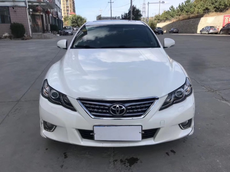 13年丰田锐志小型车 [已售]