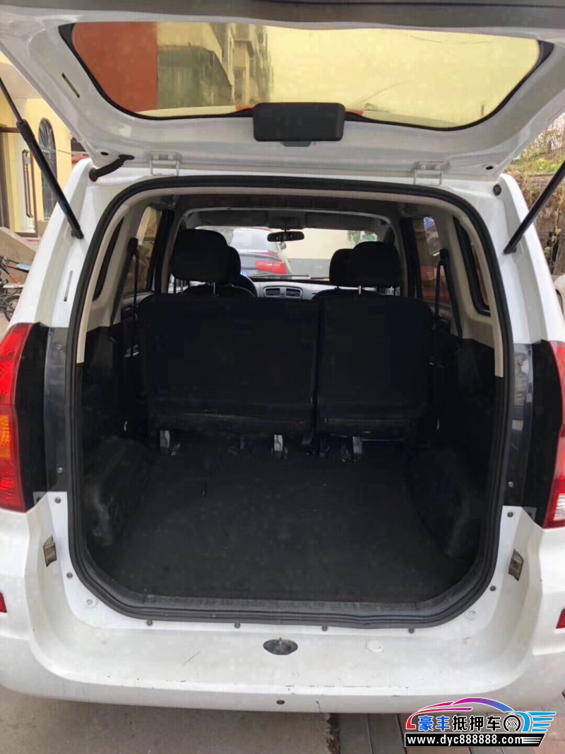 15年东风风光330mpv已售