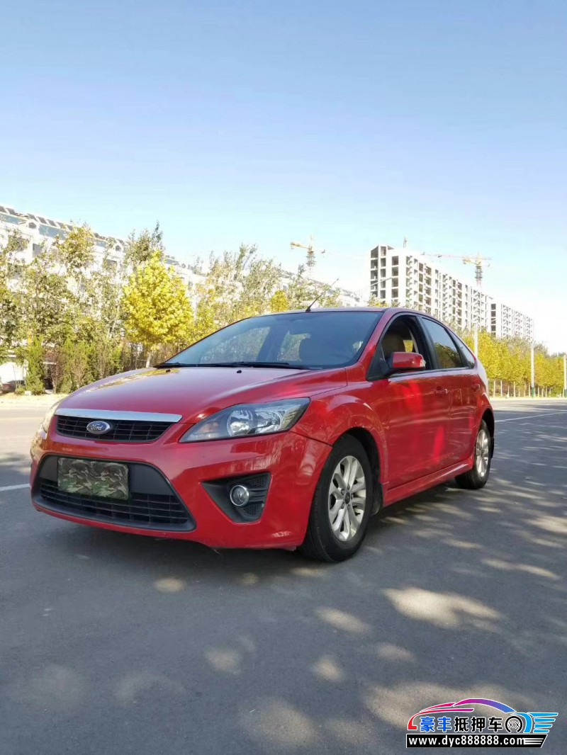 10年福特福克斯小型车 [已售]