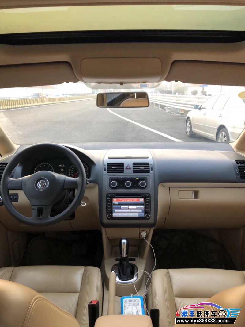 12年大众途安中大型车已售