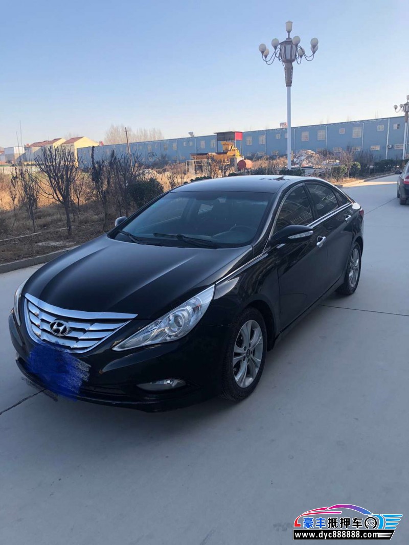 12年现代索纳塔八小型车 [已售]