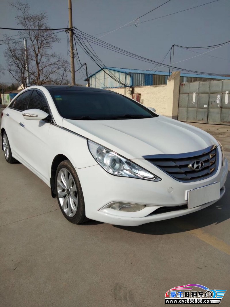 12年现代索纳塔小型车已售