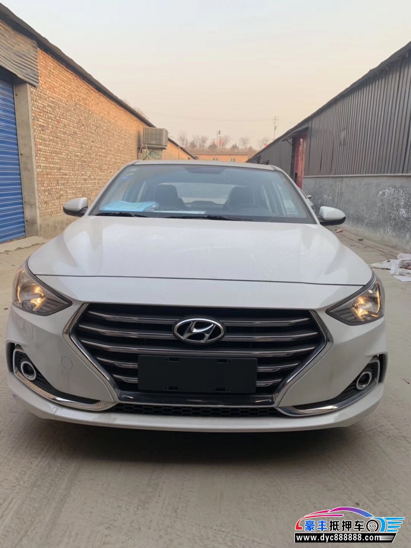 19年现代悦动中型车 [已售]