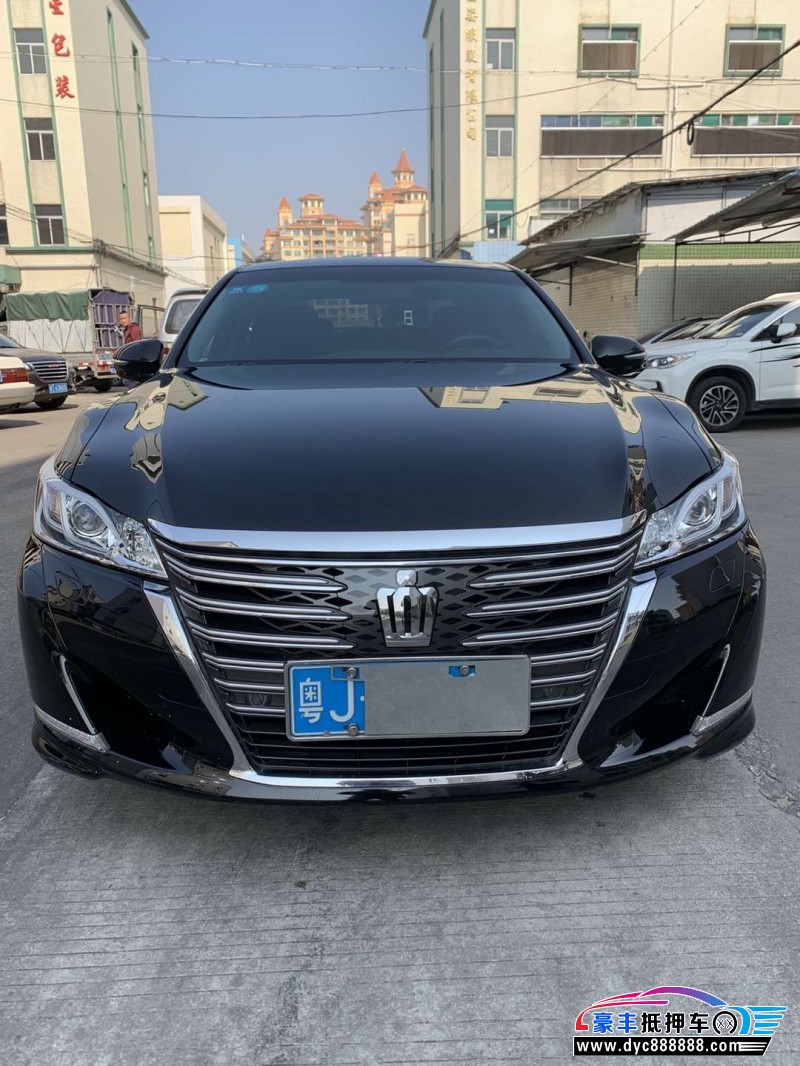 17年丰田皇冠小型车 [已售]