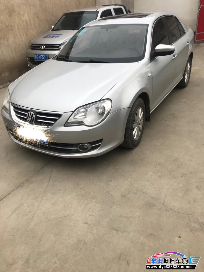 13年大众宝来中型车 [已售]