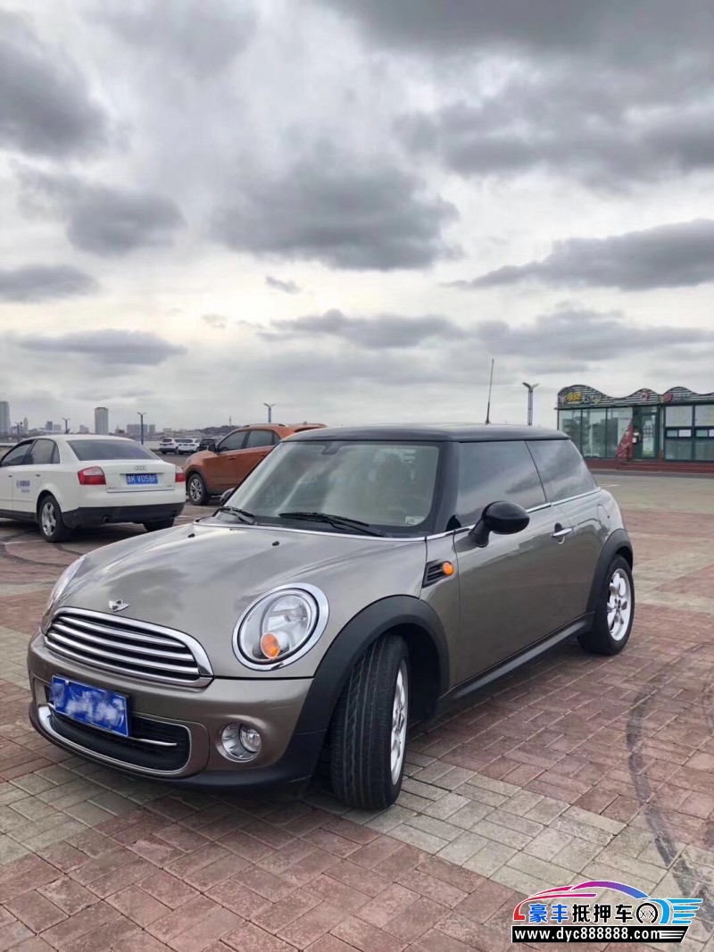 12年宝马mini小型车已售