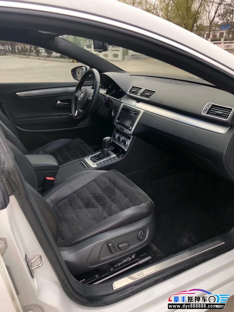 16年大众cc小型车 [已售]