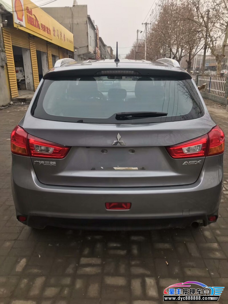 13年三菱劲炫suv [已售]