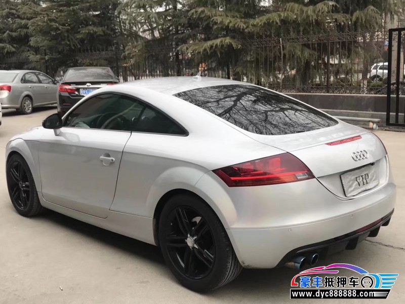 09年奥迪tt小型车 [在售]