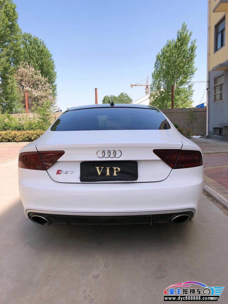 12年奥迪a7中型车已售