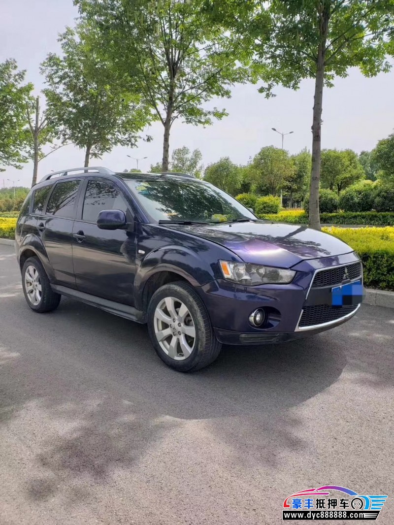 10年三菱欧蓝德mpv已售