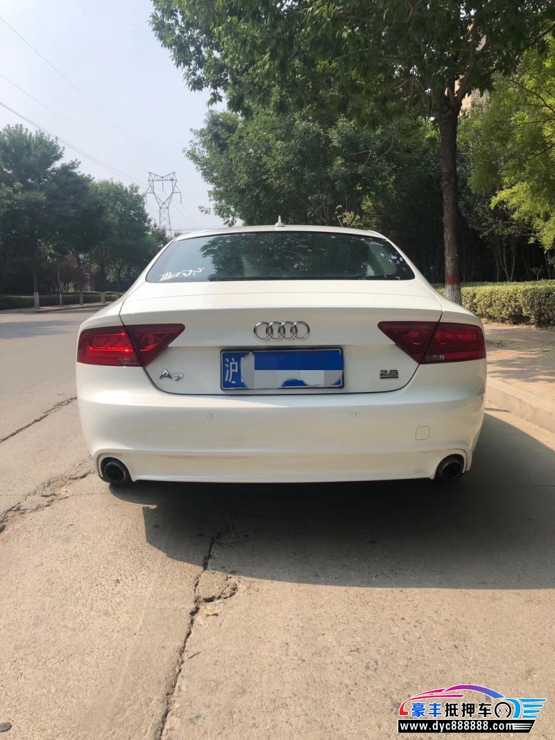 12年奥迪a7中型车已售