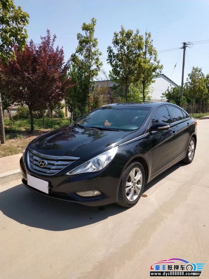 12年现代索纳塔紧凑型车已售
