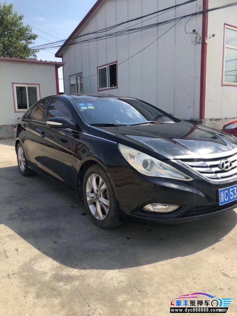 12年现代索纳塔八轿车 [已售]