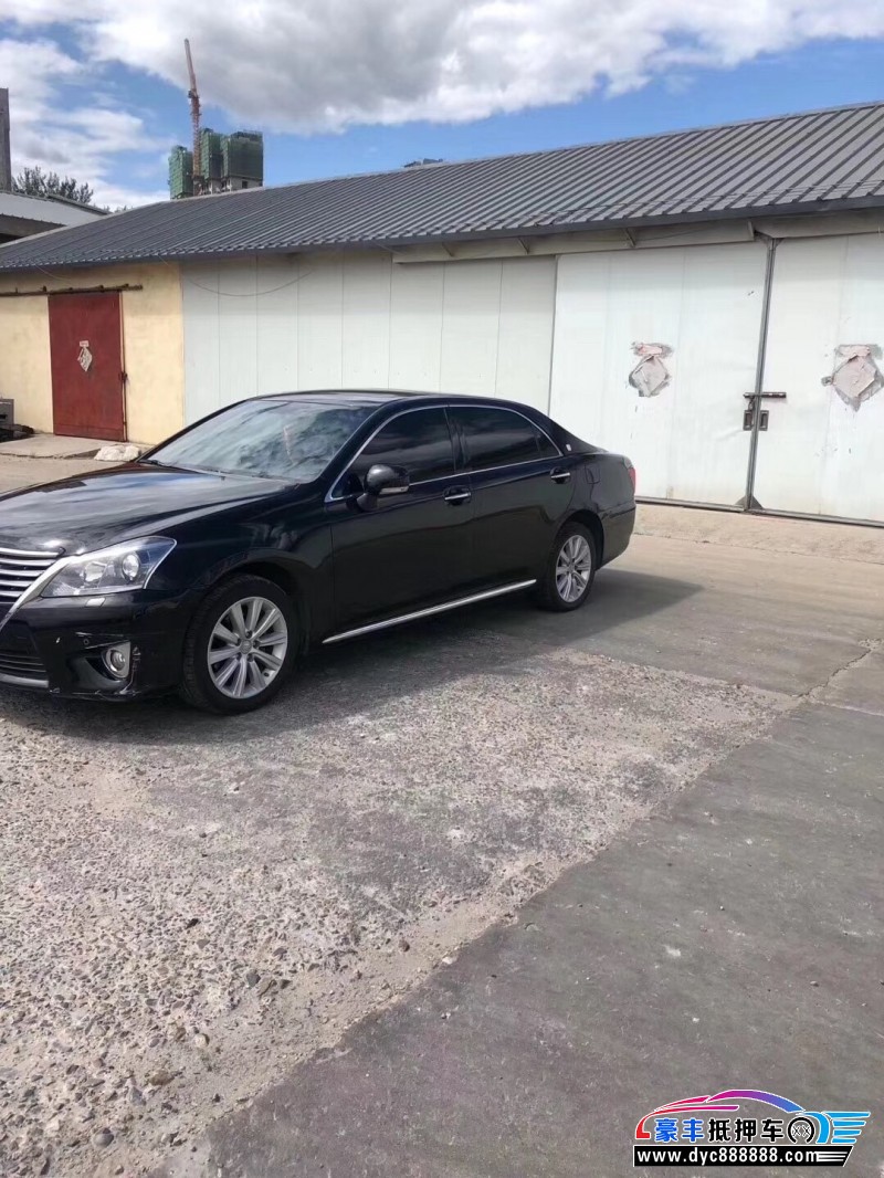 15年丰田皇冠轿车已售