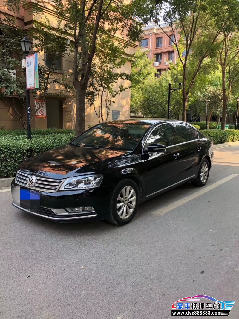 13年大众迈腾轿车 [已售]