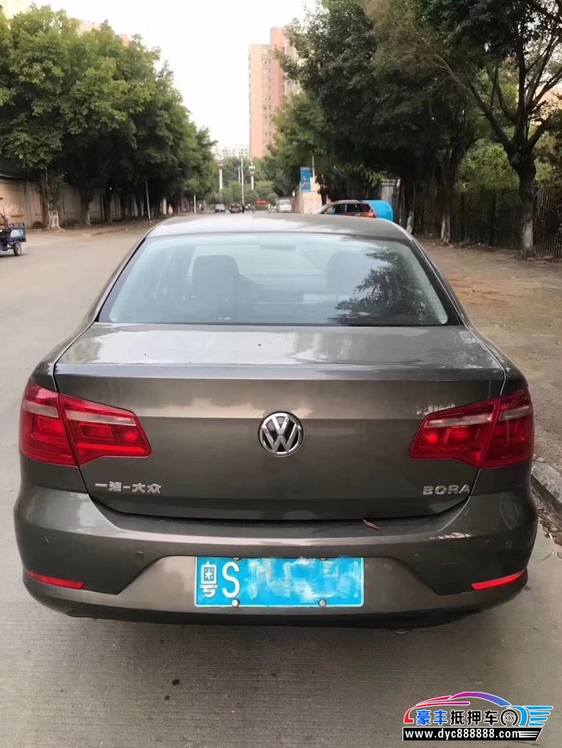 14年大众宝来轿车 [已售]
