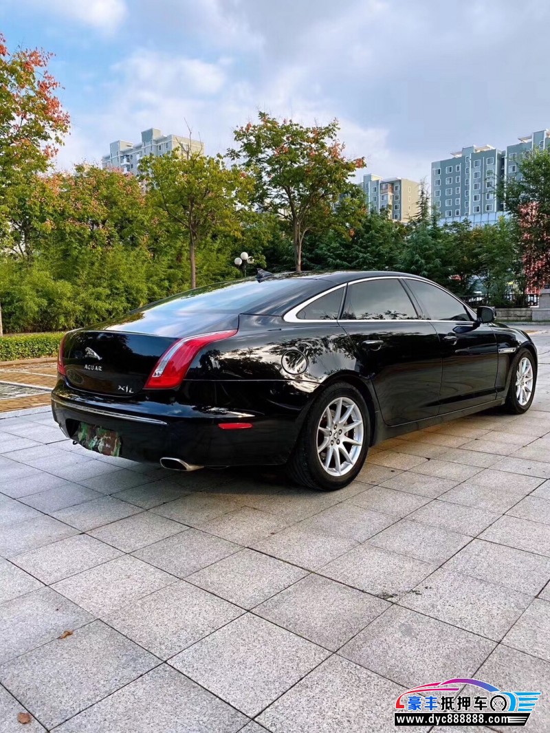 13年捷豹xj轿车已售