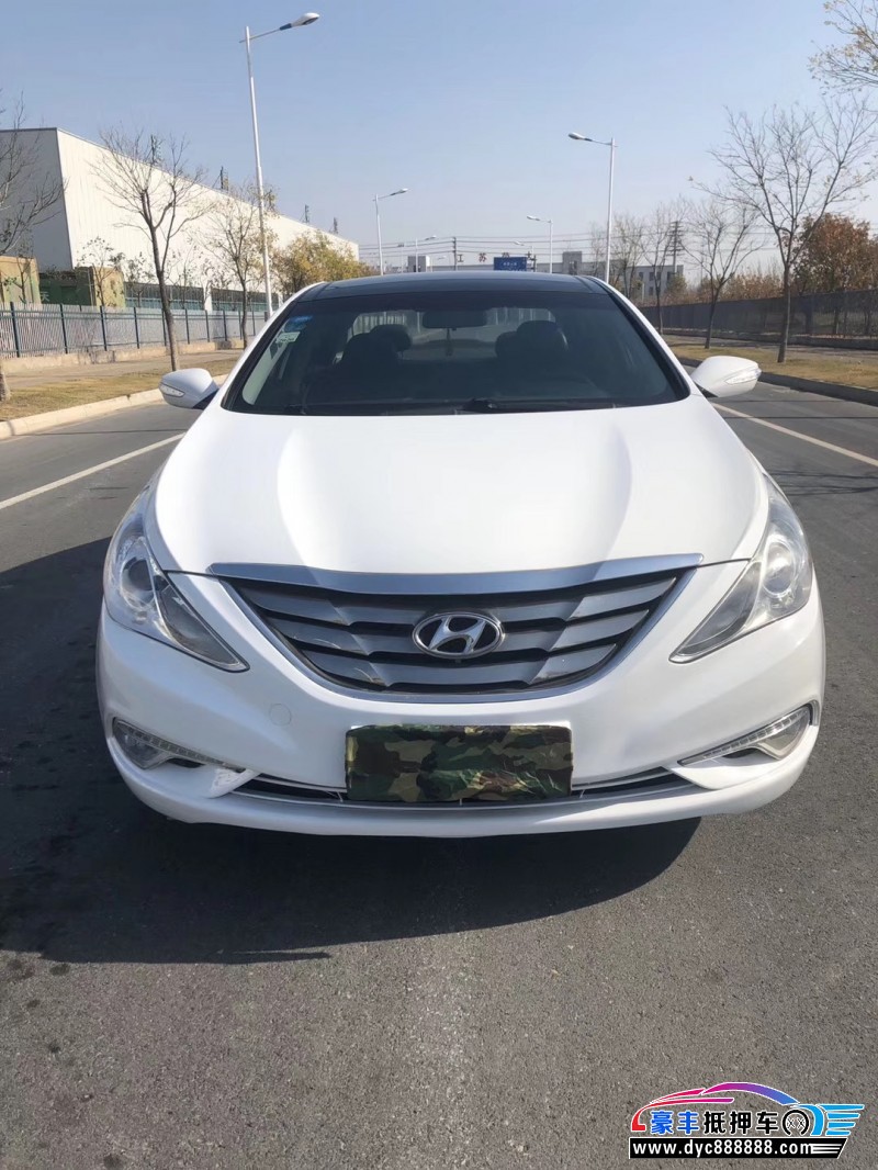 12年现代索纳塔八轿车 [已售]