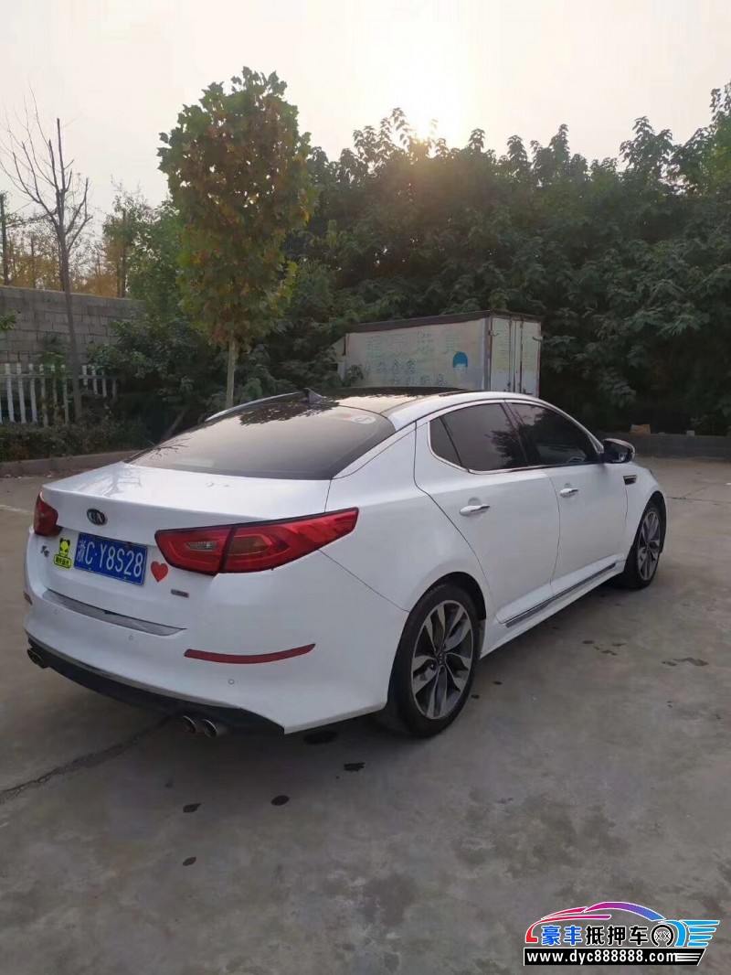 20年起亚k5轿车 [已售]