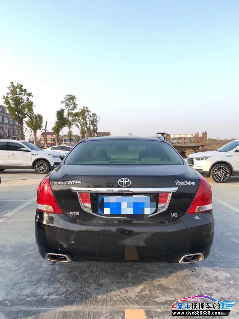 10年丰田皇冠轿车已售