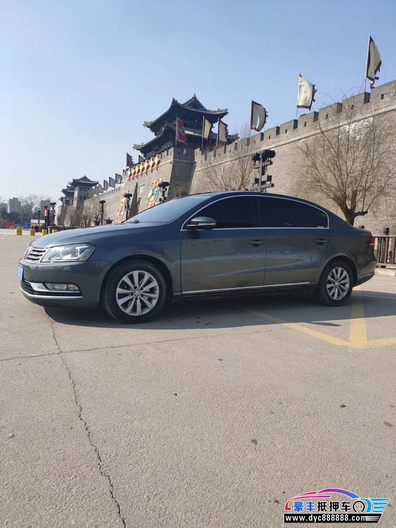 12年大众迈腾轿车 [在售]
