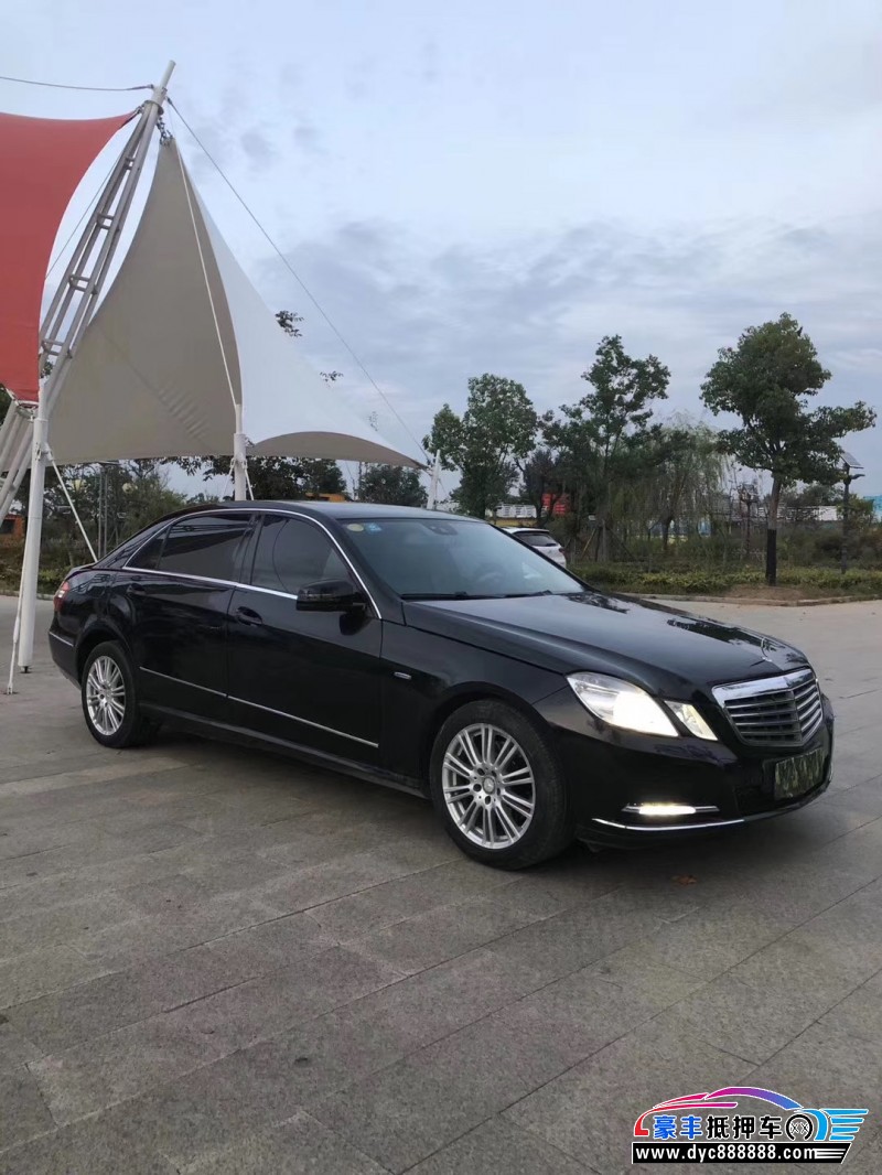 11年奔驰e轿车已售