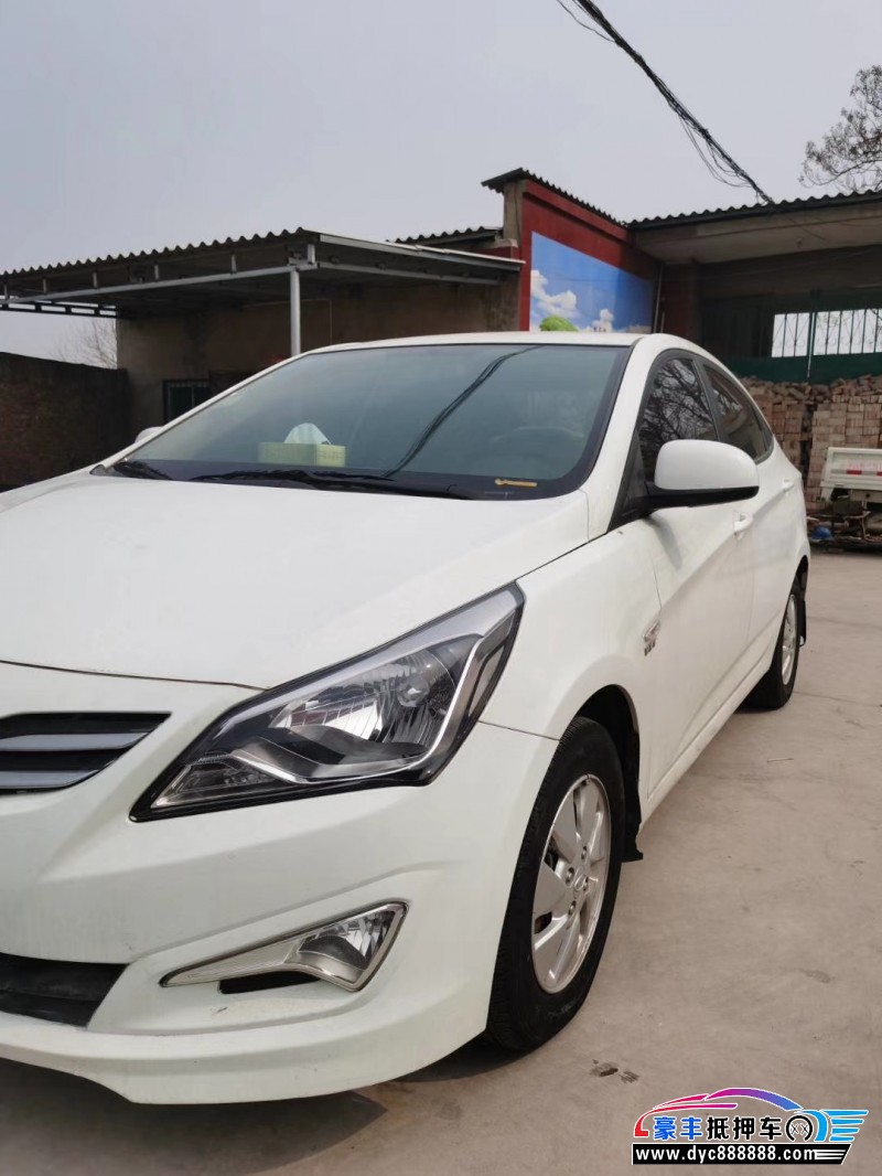 15年现代瑞纳轿车已售