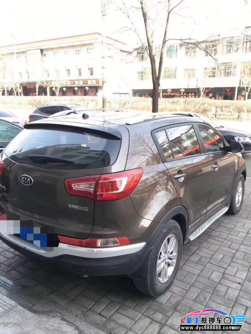 13年起亚智跑suv已售