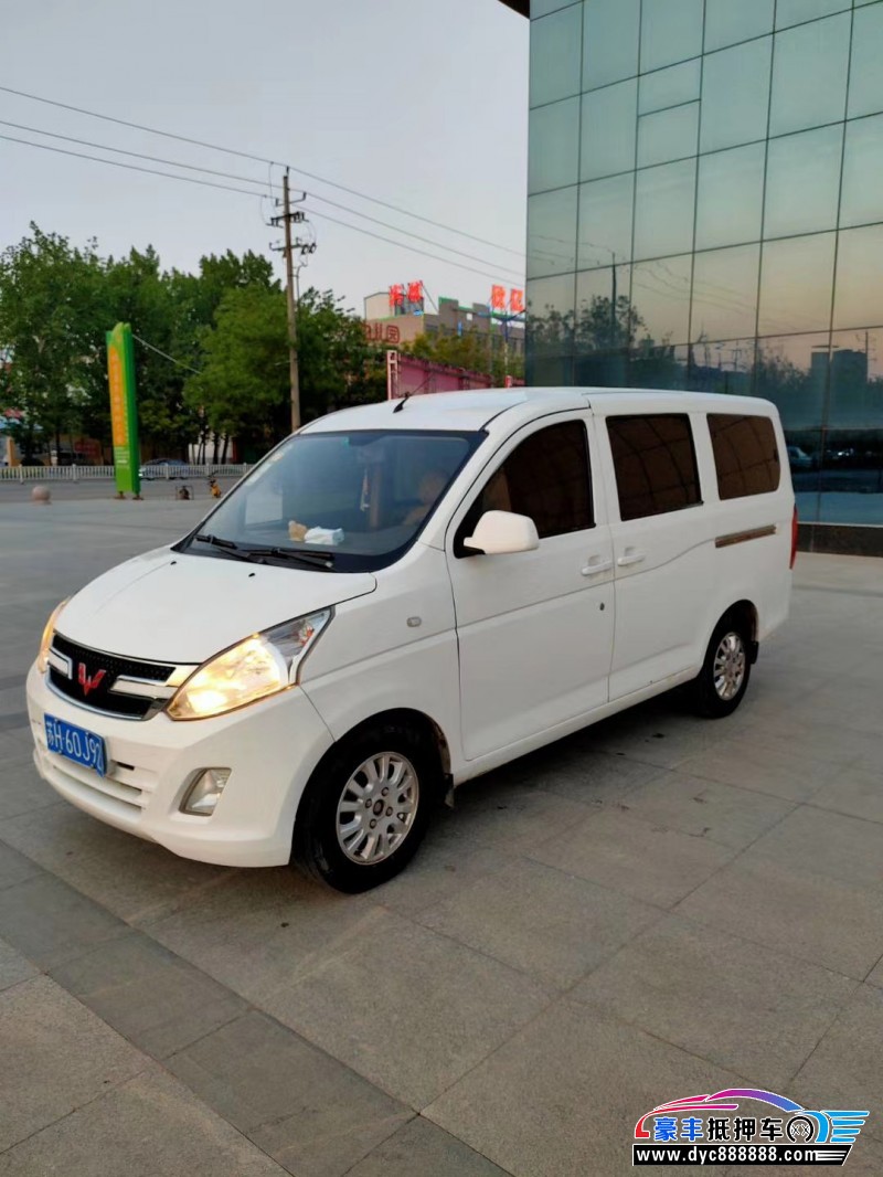 16年五菱五菱宏光s微面已售