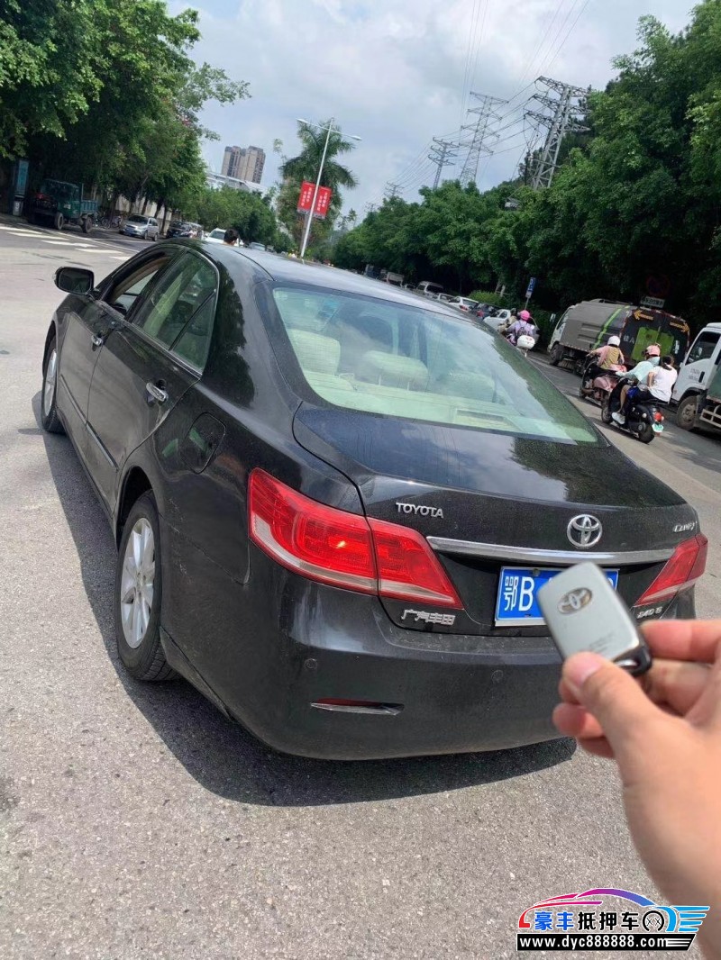 10年丰田凯美瑞轿车 [已售]