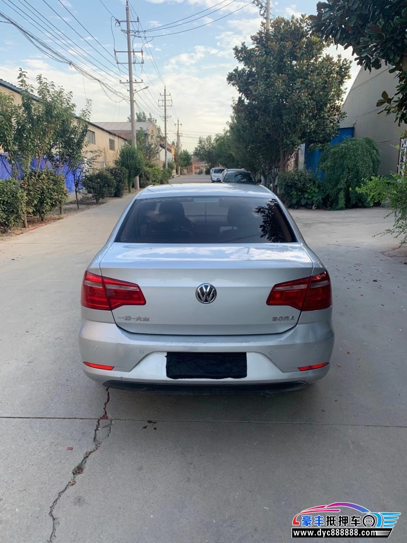 13年大众宝来轿车 [已售]